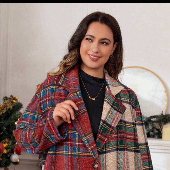 Unique SHEIN Coat - Picture 3 of 5